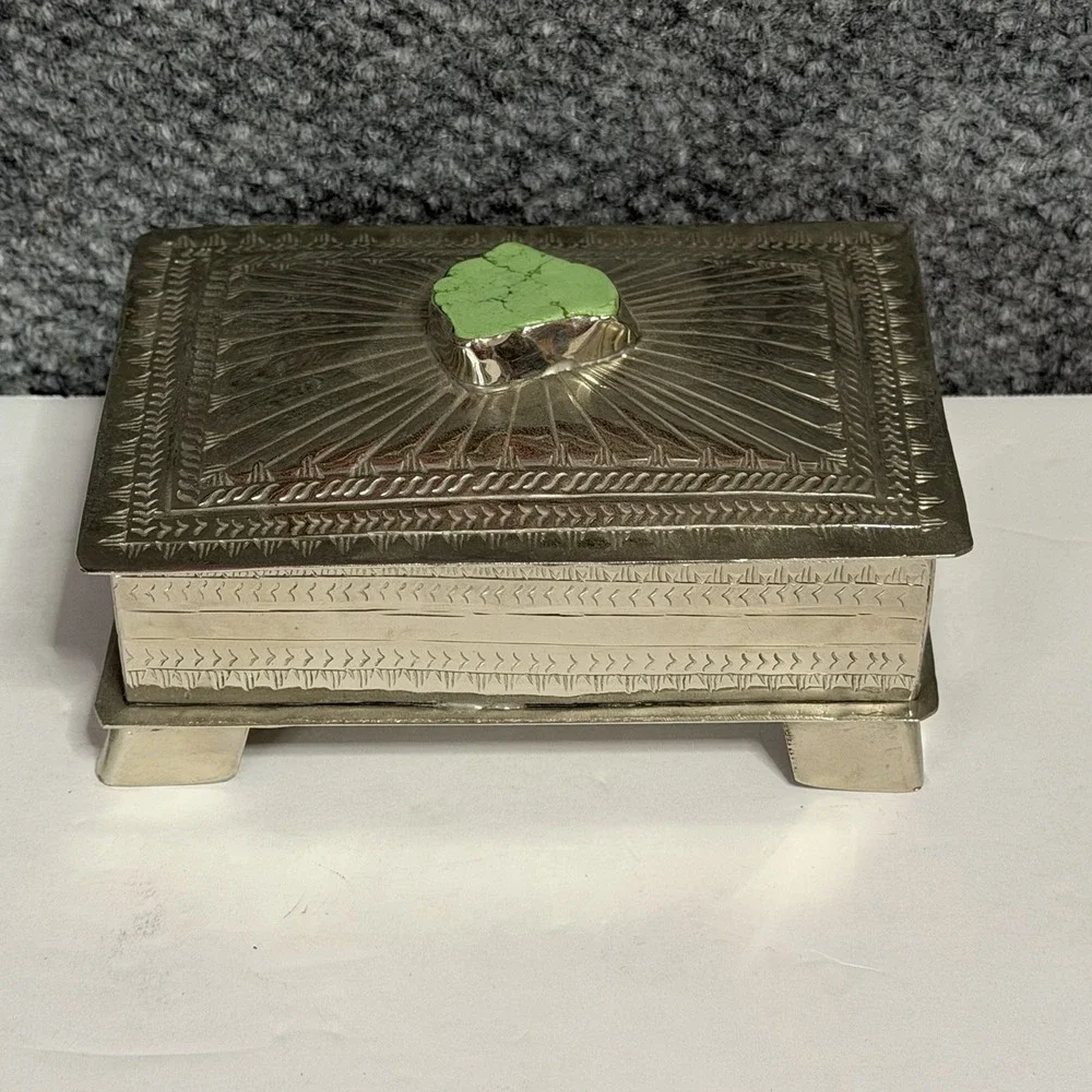 VINTAGE ALPACA SILVER  WITH INTRICATE DESIGN HINGED LID W/TURQUOISE ACCENT